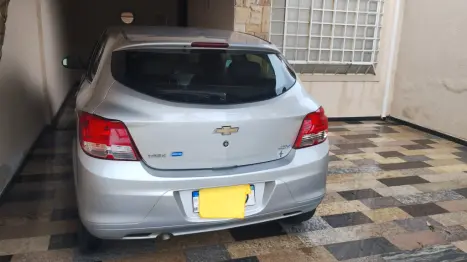 CHEVROLET Onix Hatch 1.0 4P FLEX JOY, Foto 3