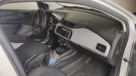 CHEVROLET Onix Hatch 1.0 4P FLEX JOY, Foto 4