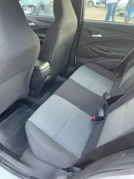 CHEVROLET Onix Hatch 1.0 12V 4P FLEX TURBO AUTOM�TICO, Foto 8