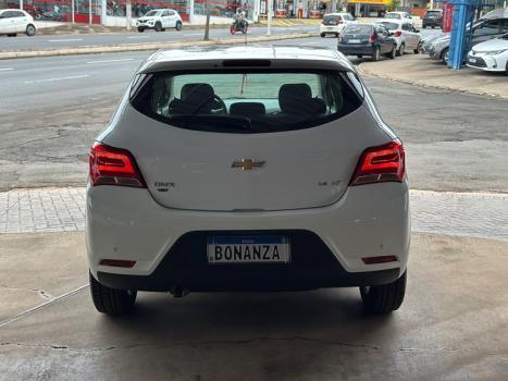 CHEVROLET Onix Hatch 1.4 4P FLEX LT, Foto 5