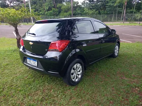 CHEVROLET Onix Hatch 1.0 4P FLEX LT, Foto 5