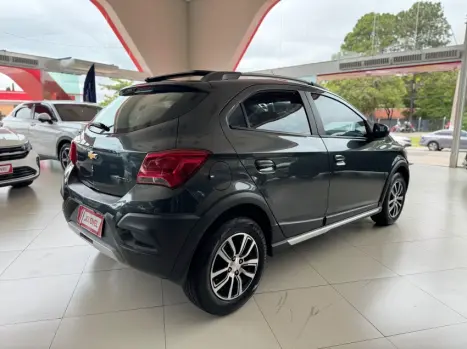 CHEVROLET Onix Hatch 1.4 4P FLEX ACTIV AUTOM�TICO, Foto 7