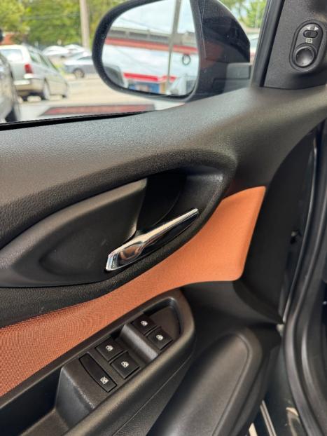 CHEVROLET Onix Hatch 1.4 4P FLEX ACTIV AUTOM�TICO, Foto 13