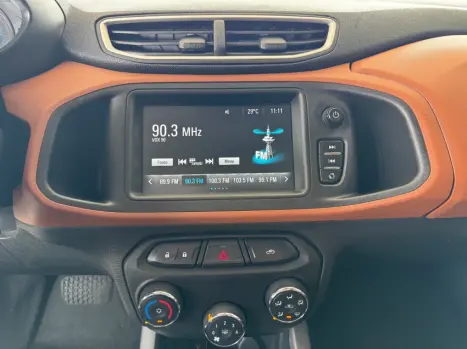 CHEVROLET Onix Hatch 1.4 4P FLEX ACTIV AUTOM�TICO, Foto 17