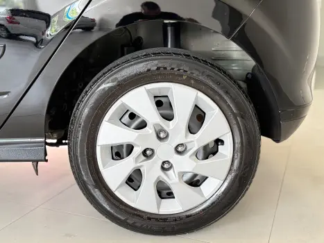 CHEVROLET Onix Hatch 1.4 4P FLEX LT, Foto 5