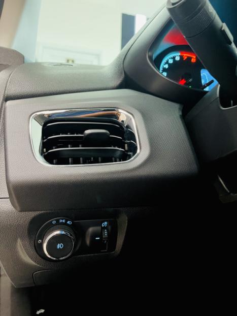 CHEVROLET Onix Hatch 1.4 4P FLEX LTZ, Foto 15