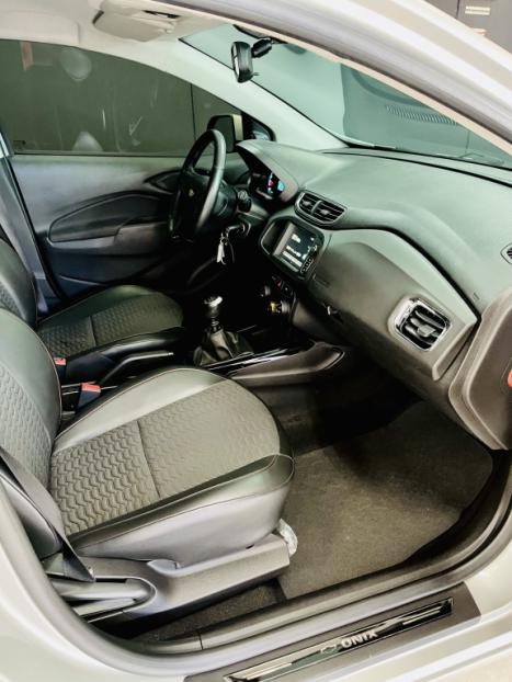 CHEVROLET Onix Hatch 1.4 4P FLEX LTZ, Foto 17