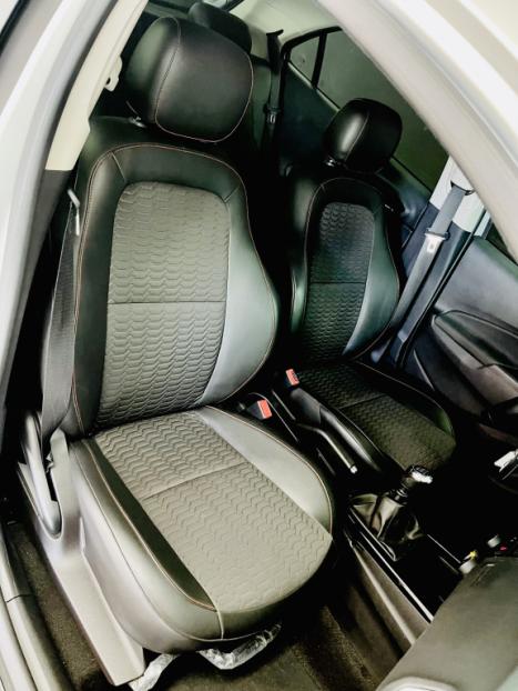 CHEVROLET Onix Hatch 1.4 4P FLEX LTZ, Foto 20