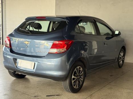CHEVROLET Onix Hatch 1.4 4P FLEX LTZ, Foto 4