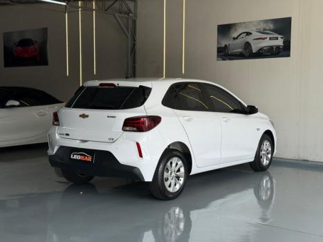 CHEVROLET Onix Hatch 1.0 12V 4P FLEX LTZ TURBO, Foto 5