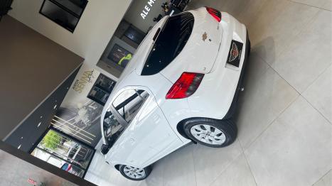 CHEVROLET Onix Hatch 1.4 4P FLEX LT, Foto 13