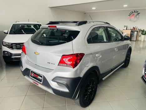 CHEVROLET Onix Hatch 1.4 4P FLEX ACTIV AUTOM�TICO, Foto 8