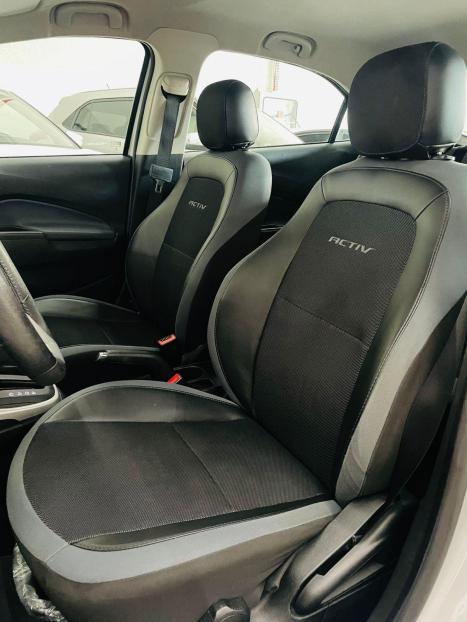 CHEVROLET Onix Hatch 1.4 4P FLEX ACTIV AUTOM�TICO, Foto 15