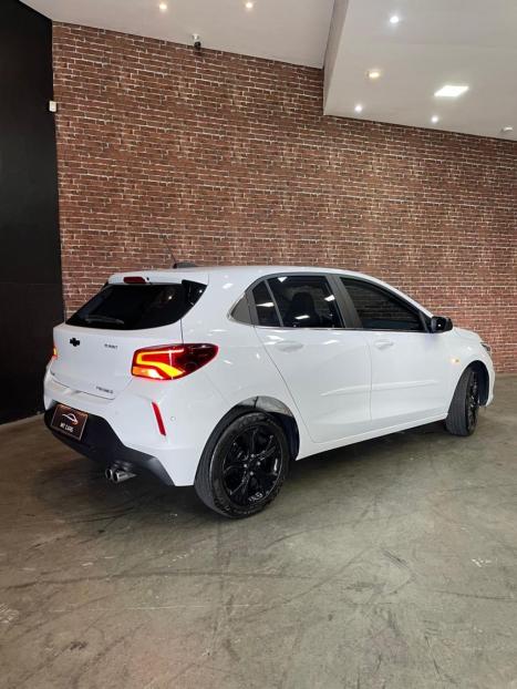 CHEVROLET Onix Hatch 1.0 12V 4P FLEX PREMIER TURBO AUTOM�TICO, Foto 3