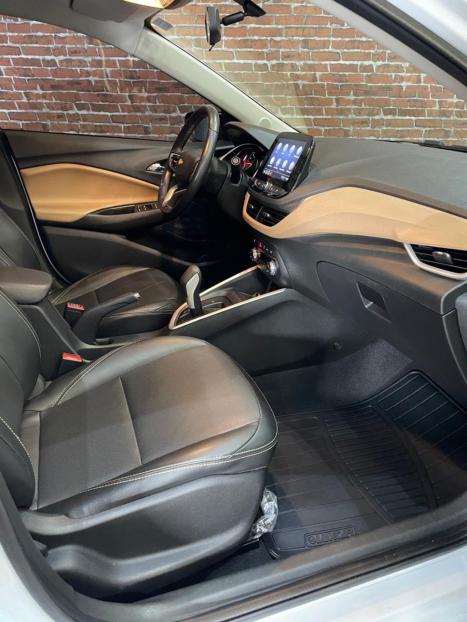 CHEVROLET Onix Hatch 1.0 12V 4P FLEX PREMIER TURBO AUTOM�TICO, Foto 8