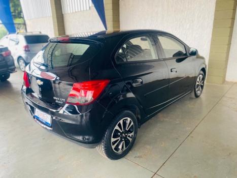 CHEVROLET Onix Hatch 1.4 4P FLEX LTZ, Foto 9