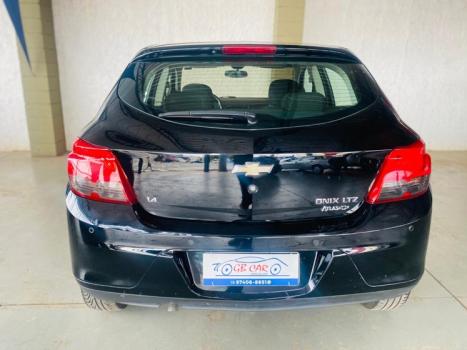 CHEVROLET Onix Hatch 1.4 4P FLEX LTZ, Foto 10