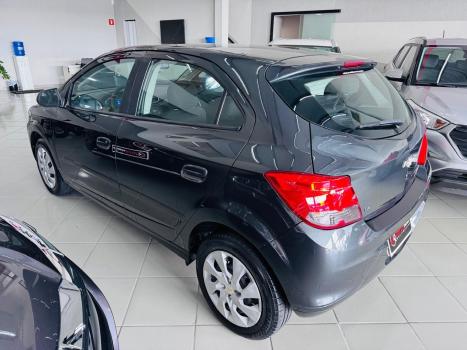 CHEVROLET Onix Hatch 1.4 4P FLEX LT, Foto 8