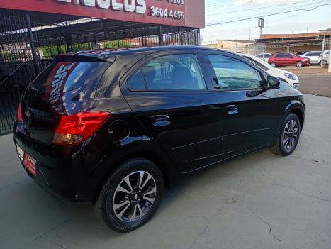 CHEVROLET Onix Hatch 1.4 4P FLEX LTZ, Foto 5