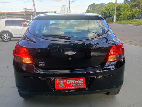 CHEVROLET Onix Hatch 1.4 4P FLEX LTZ, Foto 6