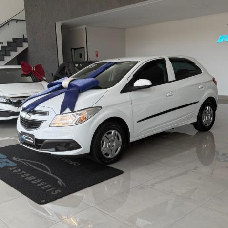 CHEVROLET Onix Hatch 1.0 4P FLEX LT, Foto 3