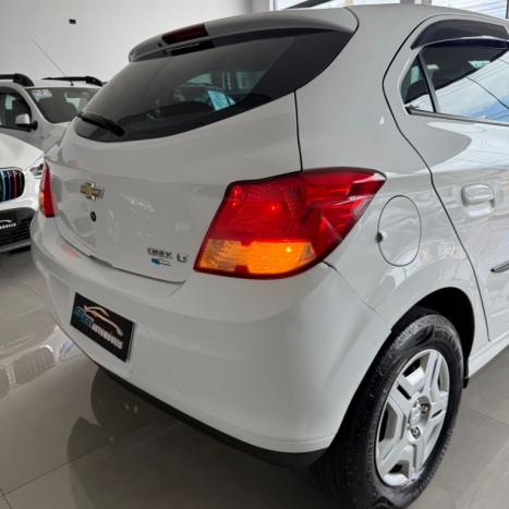 CHEVROLET Onix Hatch 1.0 4P FLEX LT, Foto 14
