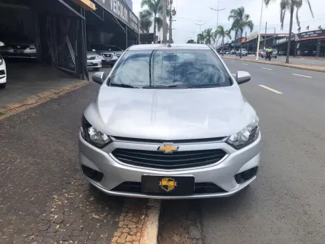 CHEVROLET Onix Hatch 1.4 4P FLEX LT, Foto 2