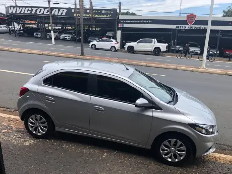 CHEVROLET Onix Hatch 1.4 4P FLEX LT, Foto 4