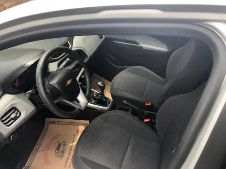 CHEVROLET Onix Hatch 1.4 4P FLEX LT, Foto 12