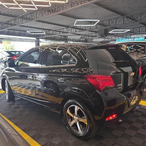 CHEVROLET Onix Hatch 1.4 4P FLEX LTZ AUTOM�TICO, Foto 4