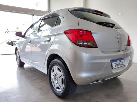 CHEVROLET Onix Hatch 1.0 4P FLEX LT, Foto 6