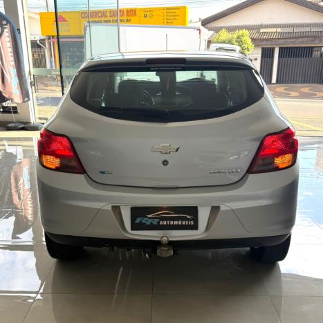 CHEVROLET Onix Hatch 1.4 4P FLEX LTZ, Foto 5