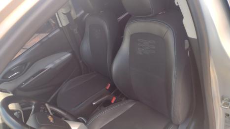 CHEVROLET Onix Hatch 1.0 4P FLEX LT, Foto 4
