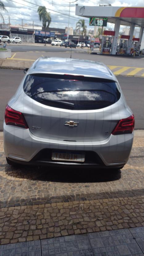 CHEVROLET Onix Hatch 1.0 4P FLEX LT, Foto 14
