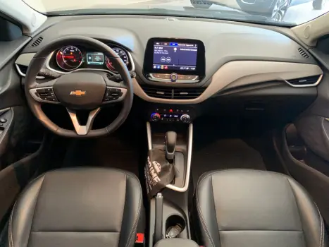 CHEVROLET Onix Hatch 1.0 12V 4P FLEX PREMIER 2 TURBO AUTOM�TICO, Foto 9