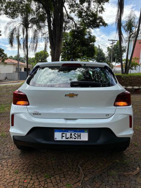 CHEVROLET Onix Hatch 1.0 12V 4P FLEX LT, Foto 9