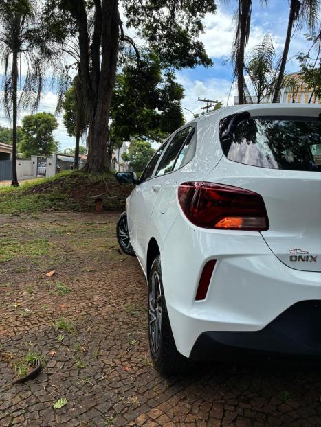 CHEVROLET Onix Hatch 1.0 12V 4P FLEX LT, Foto 18