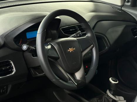 CHEVROLET Onix Hatch 1.4 4P FLEX LT, Foto 5