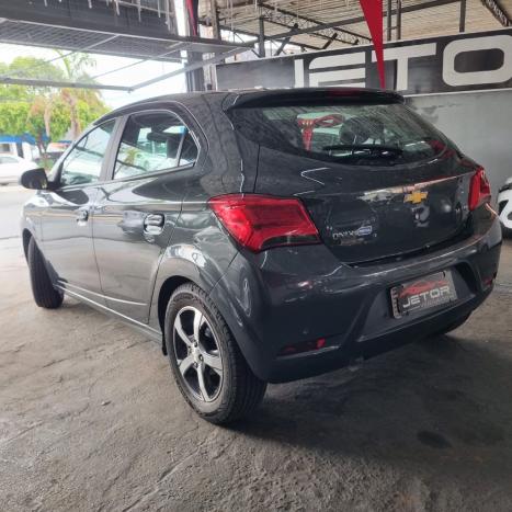 CHEVROLET Onix Hatch 1.4 4P FLEX LTZ, Foto 5