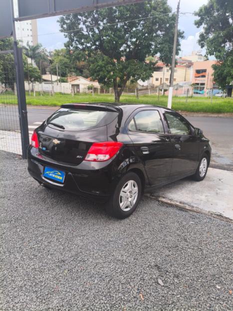 CHEVROLET Onix Hatch 1.0 4P FLEX JOY, Foto 6