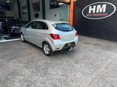 CHEVROLET Onix Hatch 1.4 4P FLEX LT, Foto 10