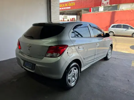CHEVROLET Onix Hatch 1.0 4P FLEX LT, Foto 5
