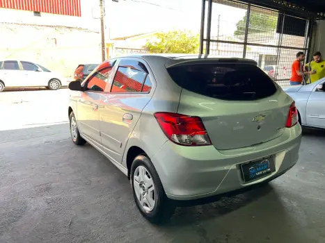 CHEVROLET Onix Hatch 1.0 4P FLEX LT, Foto 7