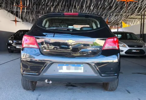 CHEVROLET Onix Hatch 1.0 4P FLEX LTZ TURBO AUTOM�TICO, Foto 7