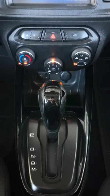 CHEVROLET Onix Hatch 1.0 4P FLEX LTZ TURBO AUTOM�TICO, Foto 11