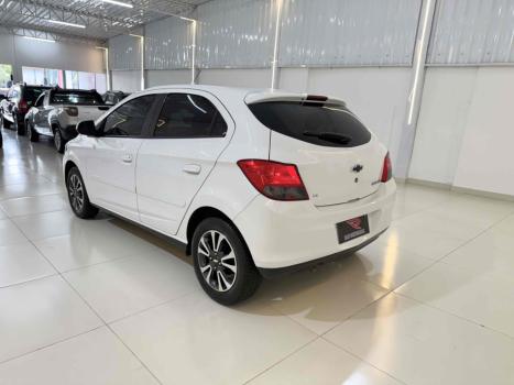 CHEVROLET Onix Hatch 1.4 4P FLEX LTZ, Foto 6