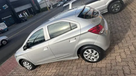 CHEVROLET Onix Hatch 1.0 4P FLEX LT, Foto 8