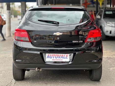 CHEVROLET Onix Hatch 1.4 4P FLEX LTZ, Foto 8