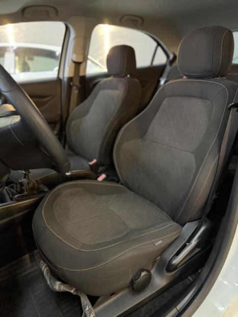 CHEVROLET Onix Hatch 1.4 4P FLEX LT, Foto 8