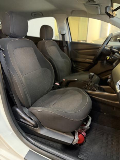 CHEVROLET Onix Hatch 1.4 4P FLEX LT, Foto 9